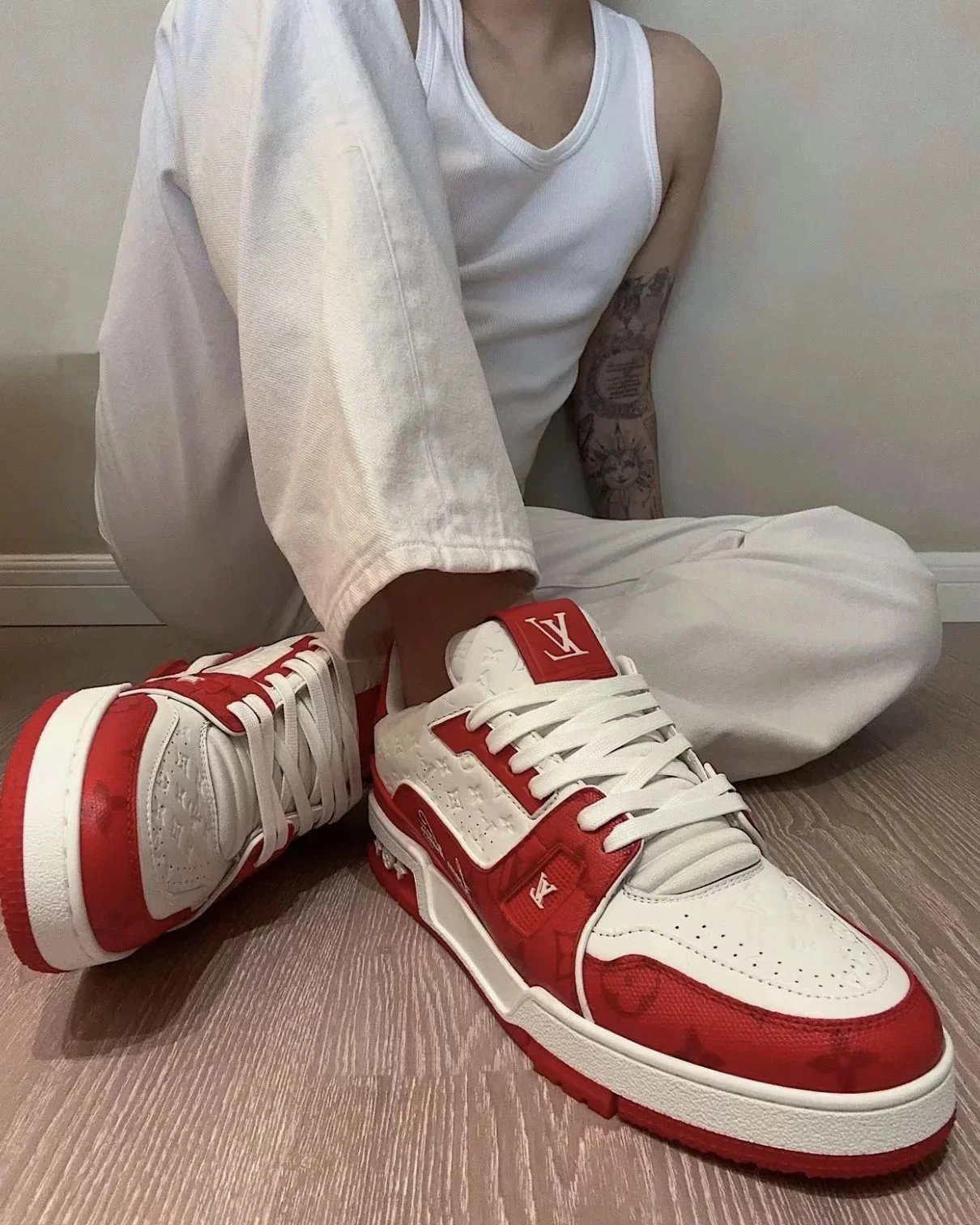 RD-S015 · Colour-Block and Check Low-Top Trainer showcase view 15