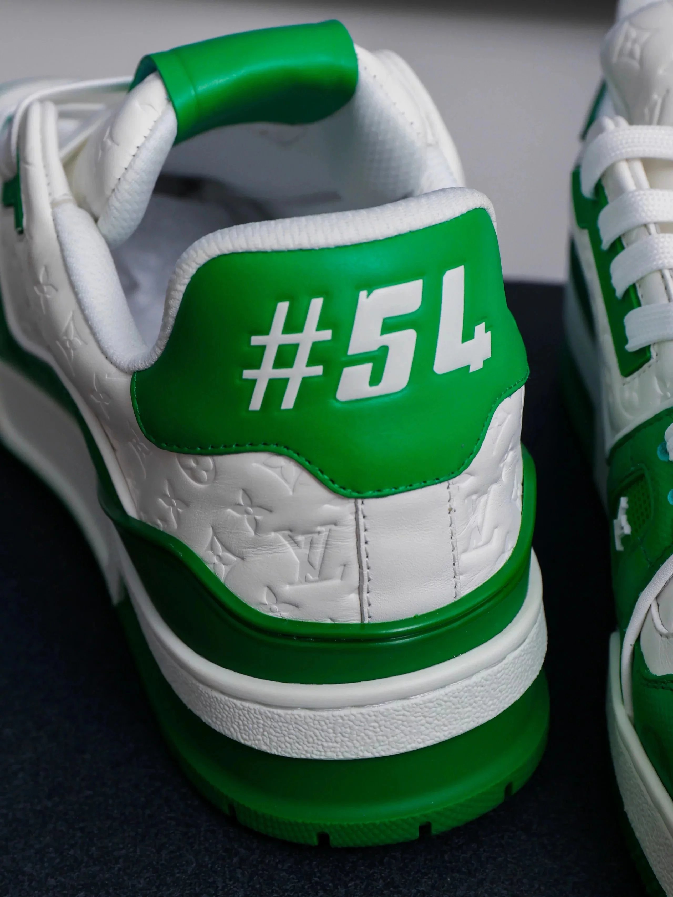 RD-S015 · Colour-Block and Check Low-Top Trainer showcase view 51
