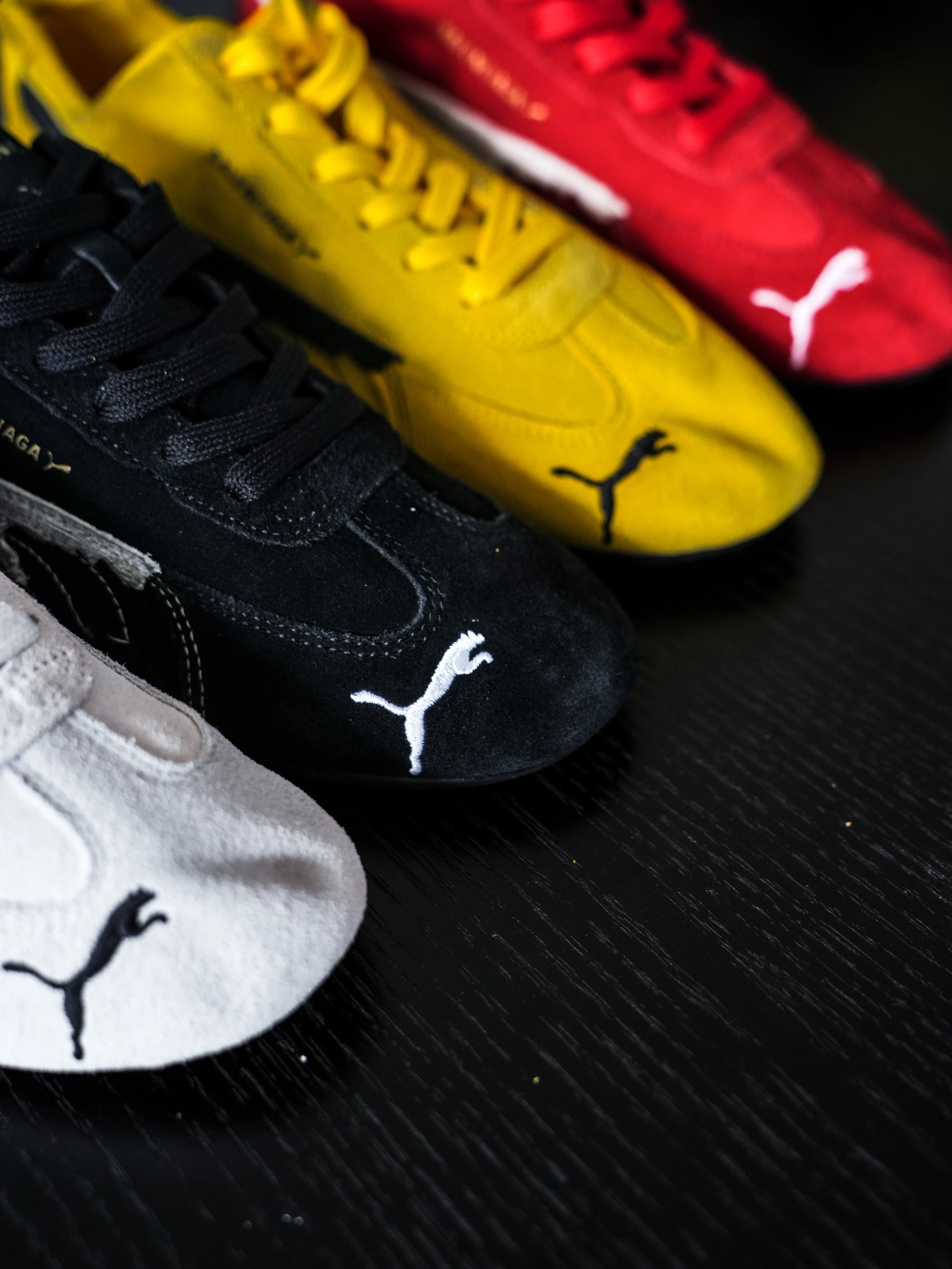 RD-S018 · Distressed Suede Low-Profile Runner showcase view 2