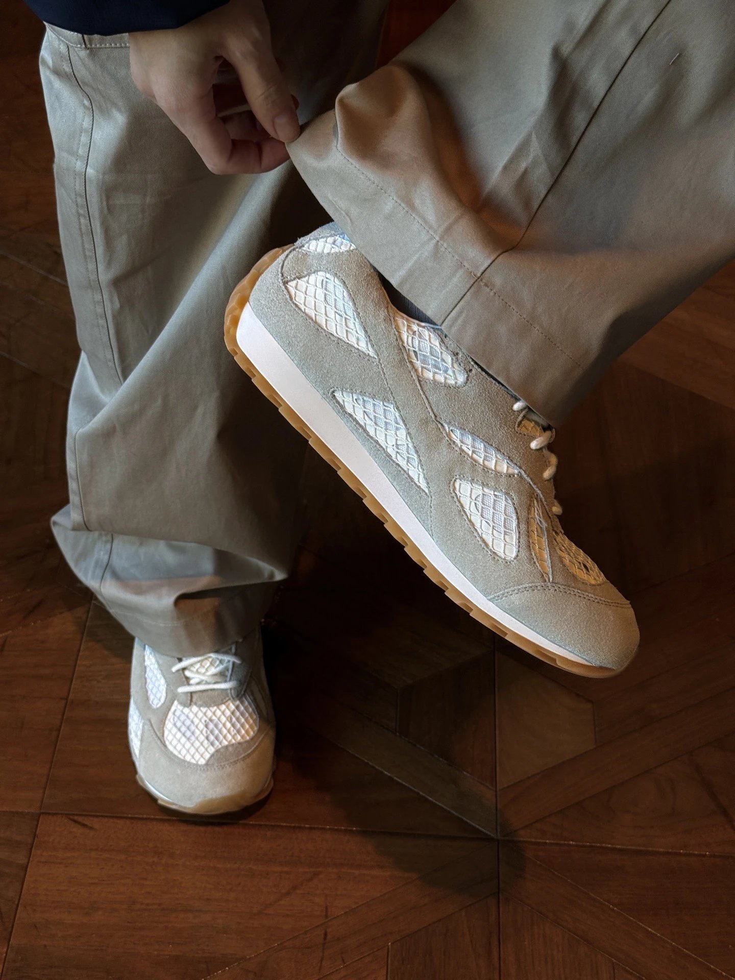 RD-S019 · Orbit Suede and Mesh Runner showcase view 2