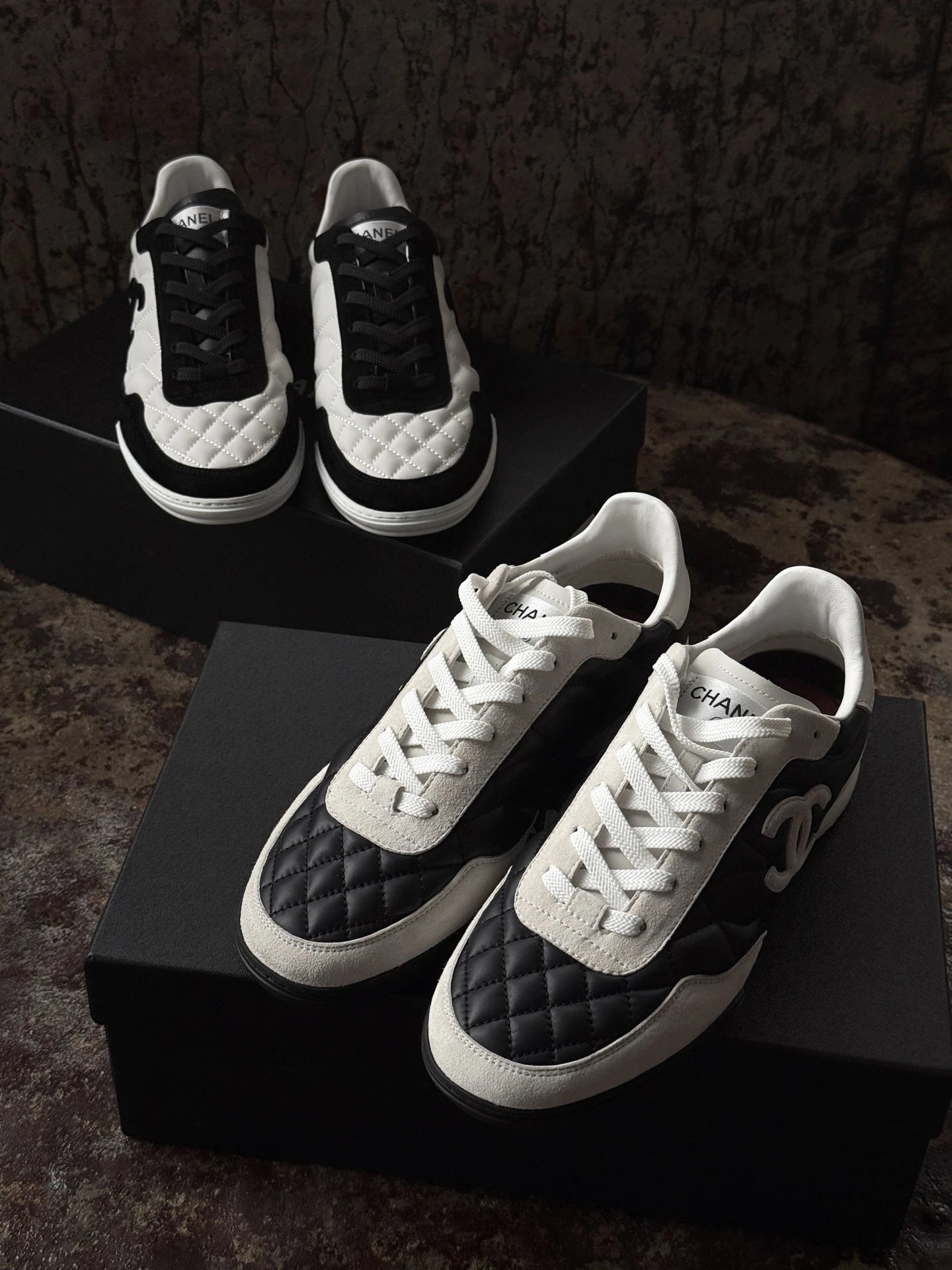 RD-S023 · Quilted Two-Tone Leather Trainer showcase view 3