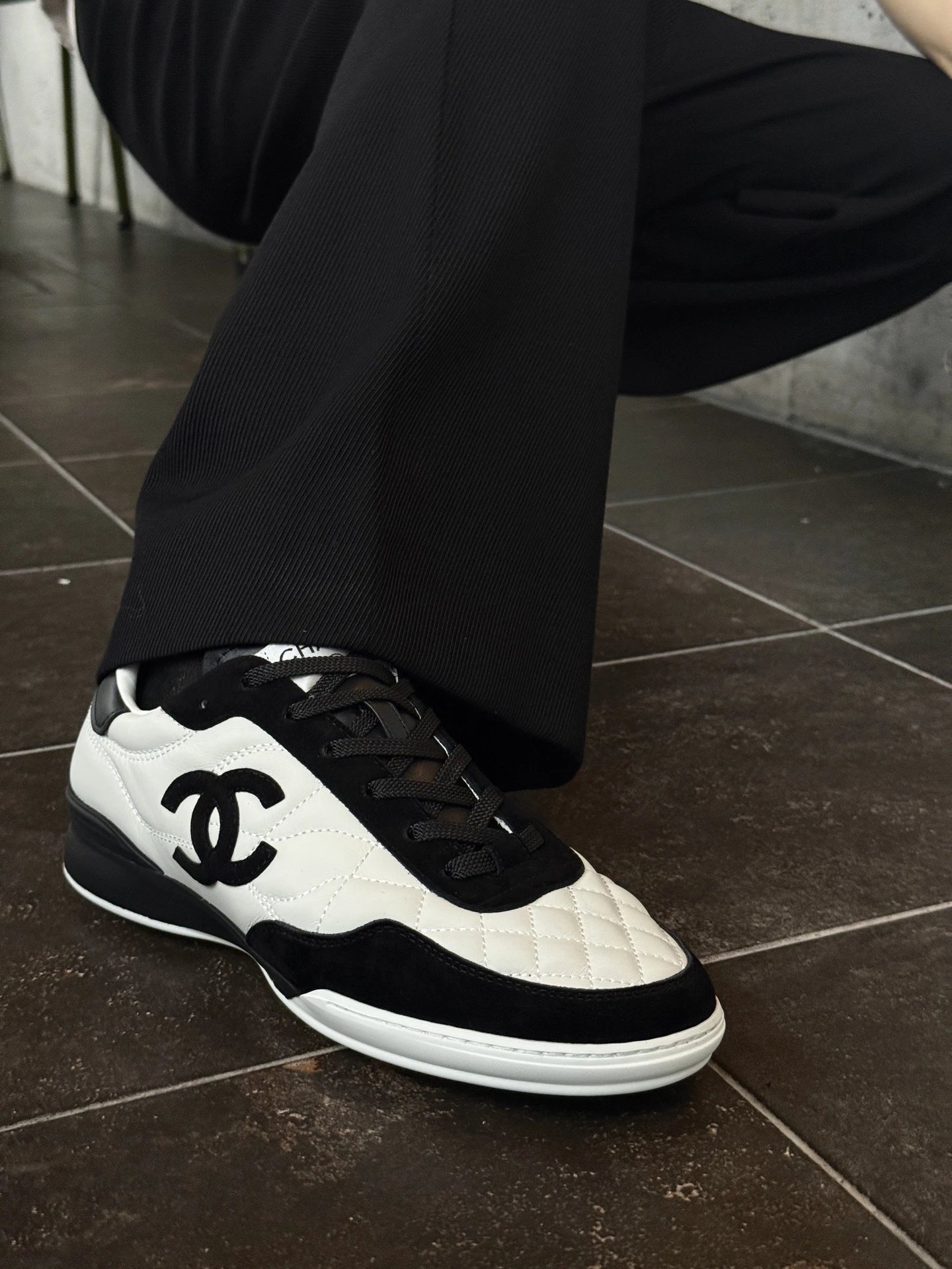 RD-S023 · Quilted Two-Tone Leather Trainer showcase view 6