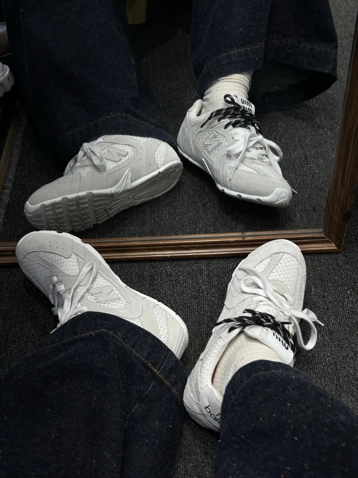 RD-S025 · Mesh and Suede Low-Profile Runner showcase view 5