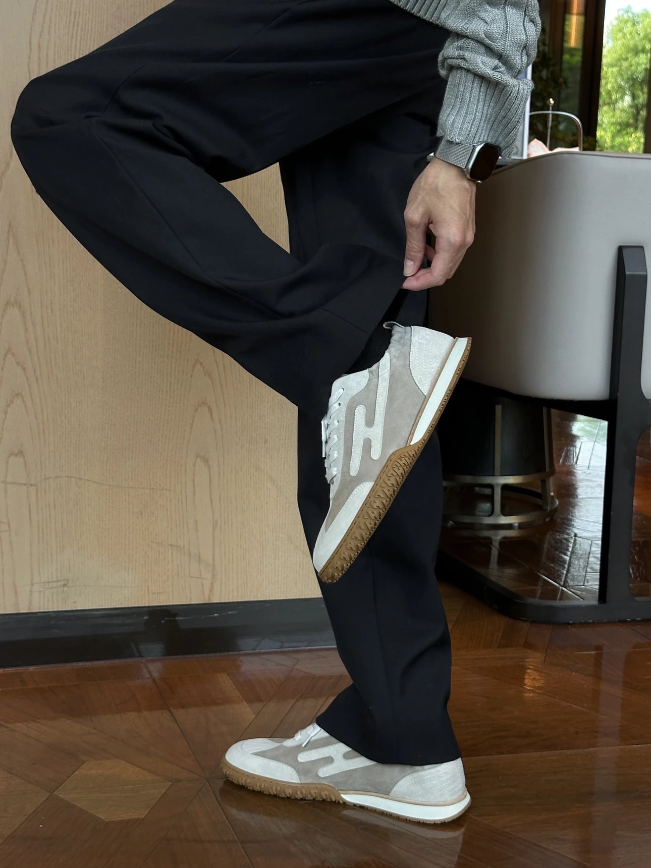 RD-S026 · Suede-Panel Gum-Sole Trainer showcase view 5