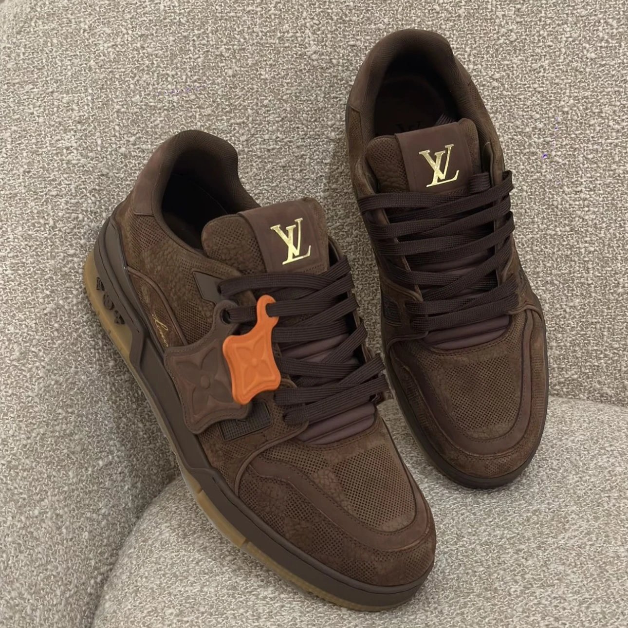 RD-S027 · Dark Brown Textured Leather Trainer showcase view 3