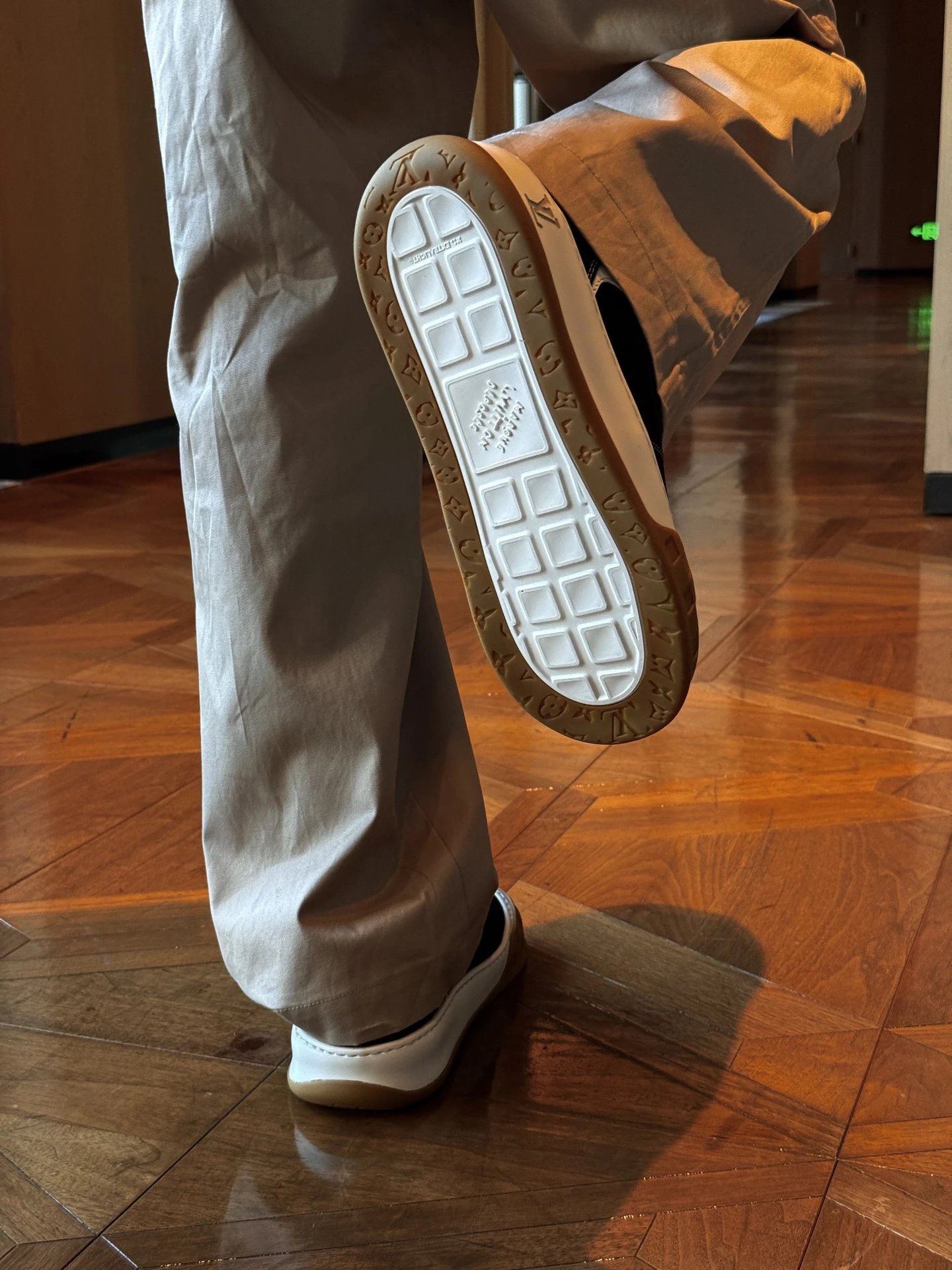 RD-S028 · Suede Biscuit-Sole Trainer showcase view 2