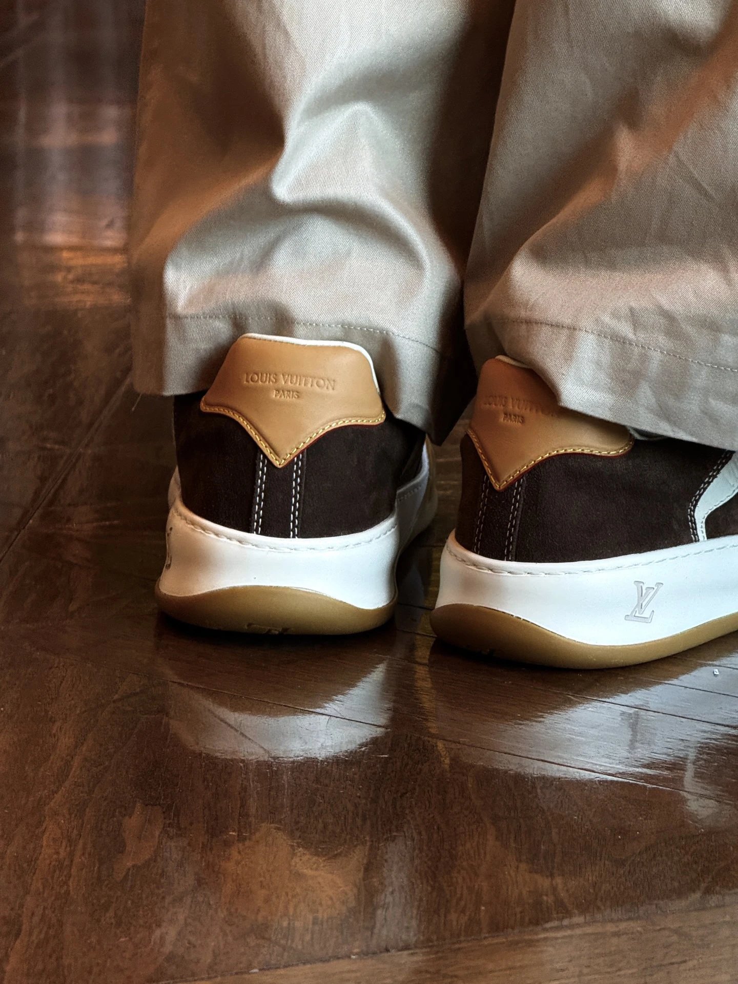 RD-S028 · Suede Biscuit-Sole Trainer showcase view 5