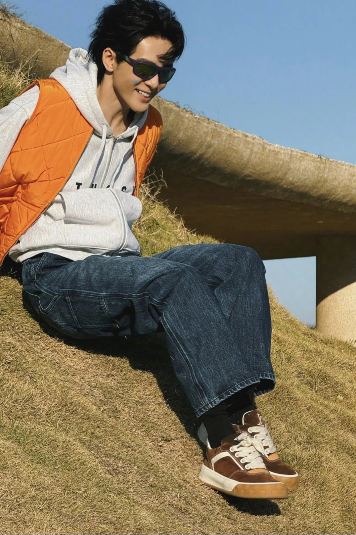RD-S028 · Suede Biscuit-Sole Trainer showcase view 1