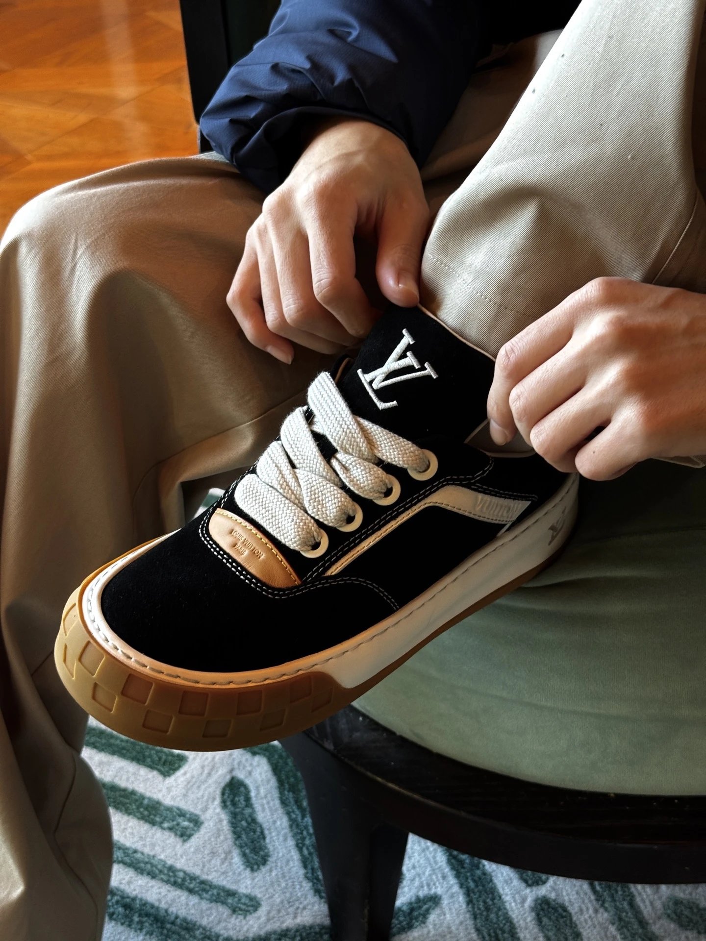 RD-S028 · Suede Biscuit-Sole Trainer showcase view 9