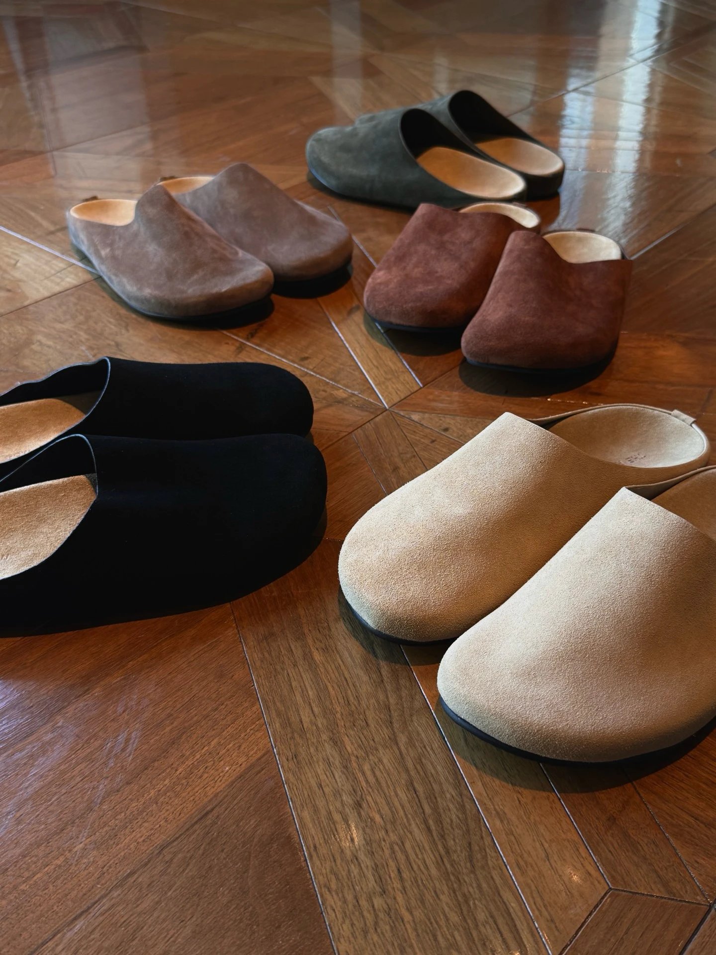 RD-S033 · Hudson Suede Slip-On Clog showcase view 1