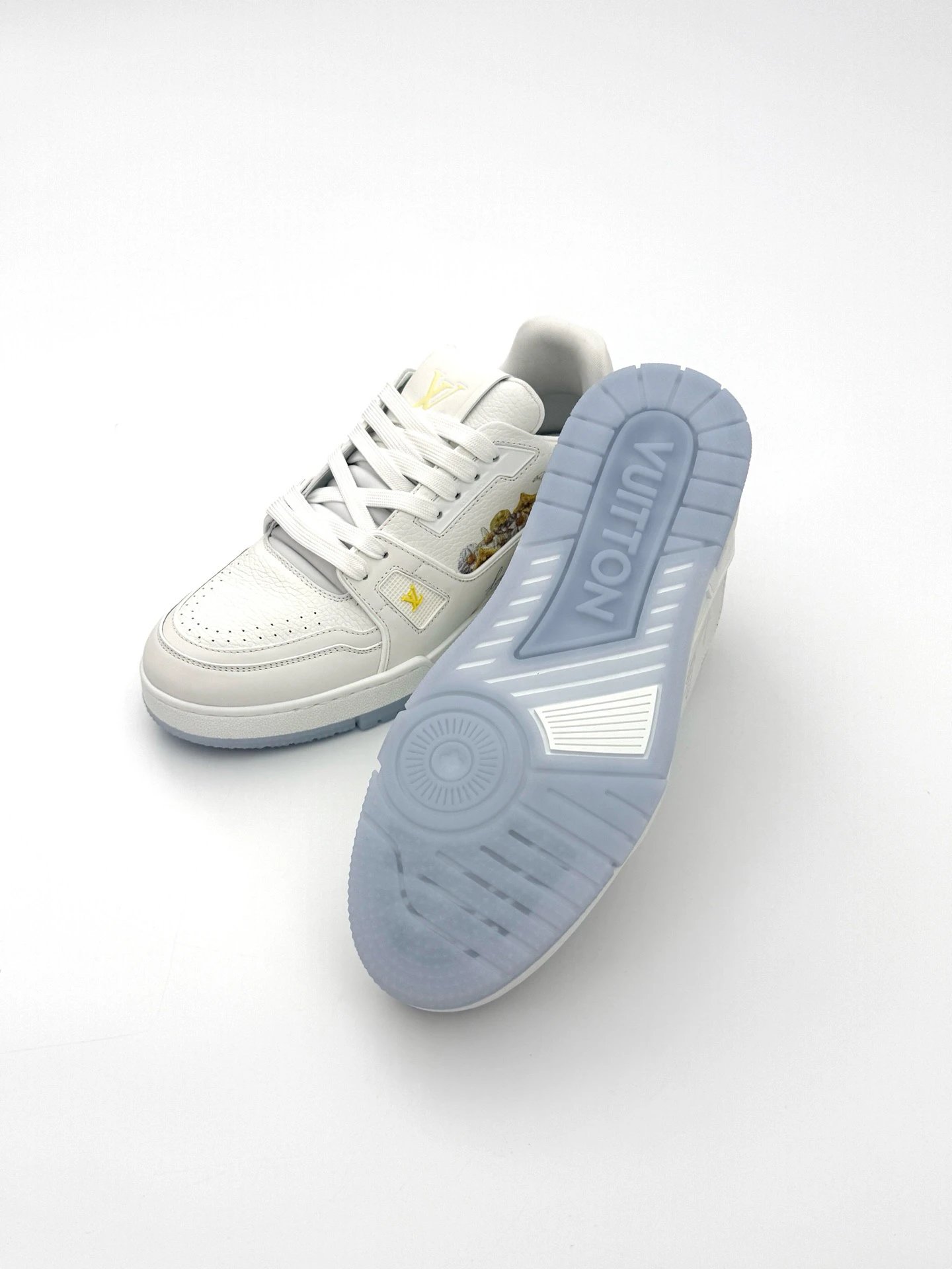 RD-S034 · Floral-Embroidered White Trainer showcase view 8