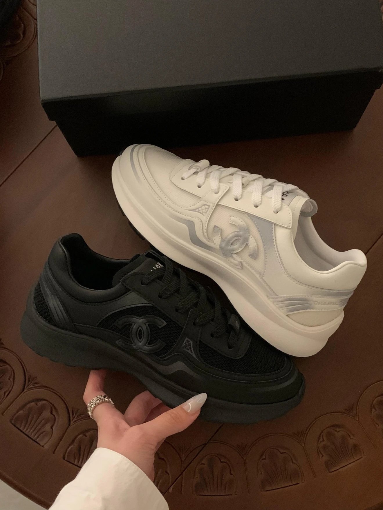 RD-S035 · Sculpted Calfskin and Mesh Trainer showcase view 1