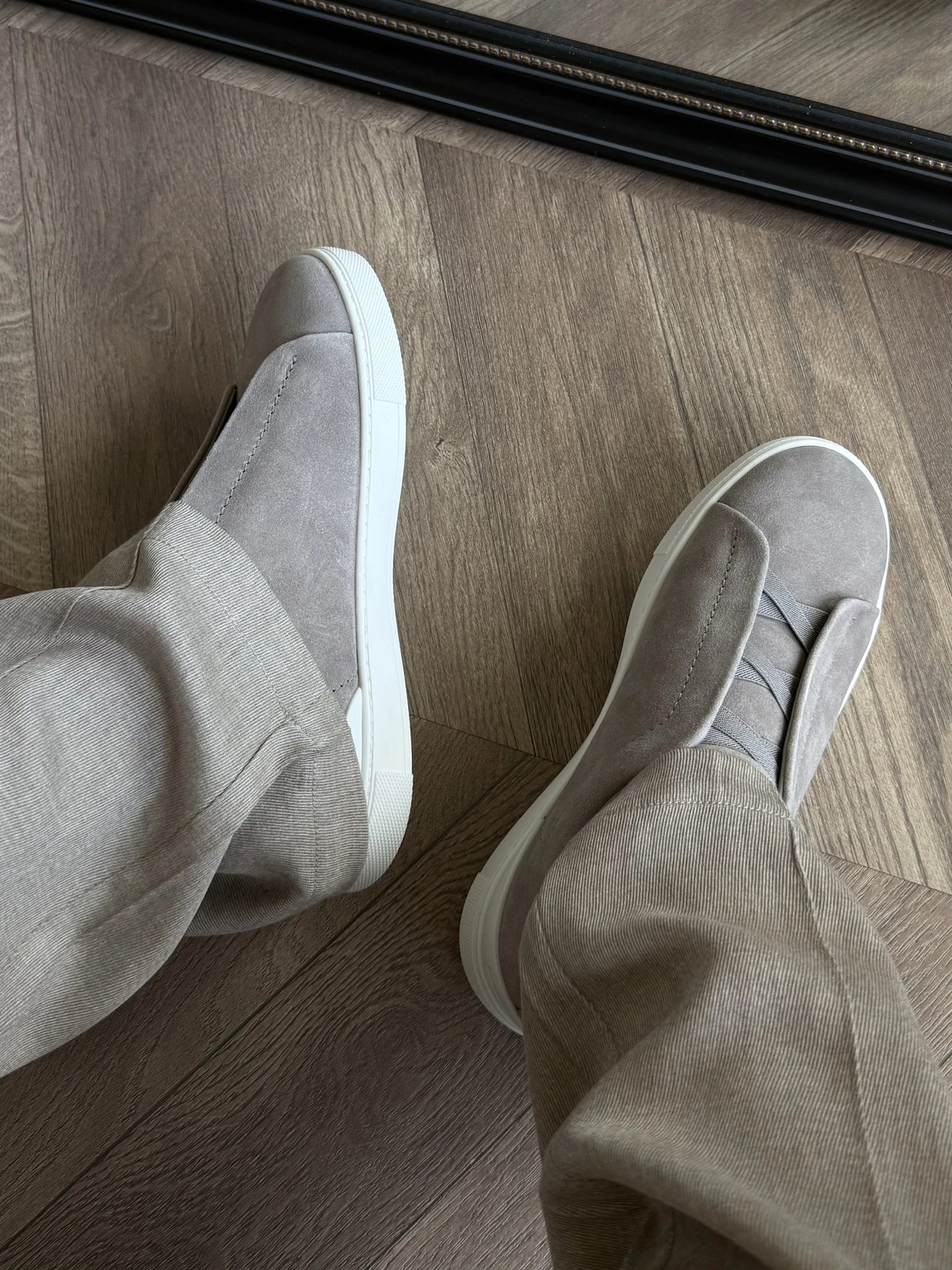RD-S003 · Triple Stitch Slip-On Sneakers showcase view 5